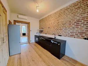 Pronájem bytu 1+1, Praha - Holešovice, U papírny, 43 m2