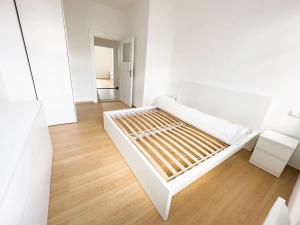 Pronájem bytu 2+kk, Praha - Strašnice, Na Třebešíně, 59 m2