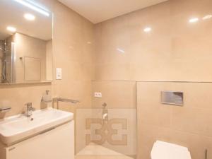 Pronájem bytu 1+kk, Praha - Háje, Výstavní, 33 m2