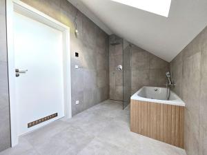 Prodej rodinného domu, Rostěnice-Zvonovice - Rostěnice, 132 m2