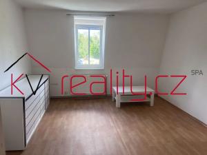 Pronájem bytu 2+1, Karlovy Vary, 1. máje, 53 m2