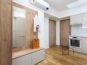 Pronájem bytu 2+kk, Praha - Nusle, U křížku, 41 m2
