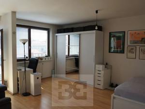 Pronájem bytu 1+kk, Praha - Holešovice, U měšťanského pivovaru, 54 m2