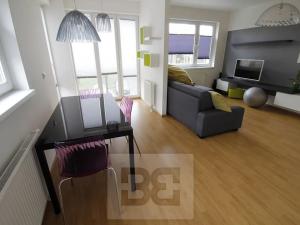 Pronájem bytu 2+kk, Praha - Hlubočepy, Högerova, 59 m2