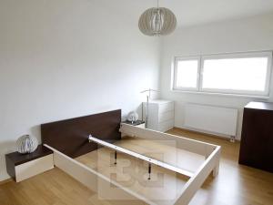 Pronájem bytu 2+kk, Praha - Hlubočepy, Högerova, 59 m2