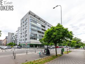 Prodej bytu 1+kk, Praha - Holešovice, Osadní, 44 m2