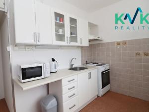 Pronájem bytu 2+1, Karlovy Vary, I. P. Pavlova, 54 m2