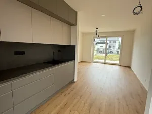 Pronájem rodinného domu, Chýně, Pražská, 130 m2