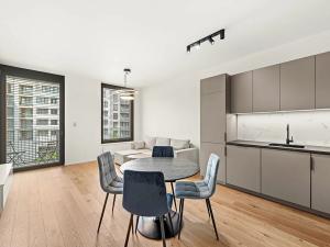 Pronájem bytu 2+kk, Praha - Smíchov, Nádražní, 54 m2
