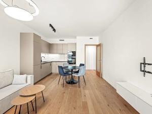 Pronájem bytu 2+kk, Praha - Smíchov, Nádražní, 54 m2