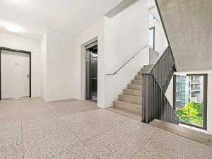 Pronájem bytu 2+kk, Praha - Smíchov, Nádražní, 54 m2