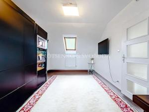 Prodej rodinného domu, Hostivice, náměstí Jana IV. z Dražic, 185 m2