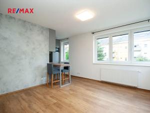 Pronájem bytu 1+kk, Praha - Kunratice, K Václavce, 45 m2