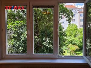 Pronájem bytu 2+kk, Praha - Vršovice, Oblouková, 53 m2