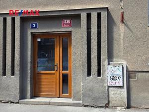 Pronájem bytu 2+kk, Praha - Vršovice, Oblouková, 53 m2