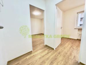 Pronájem bytu 1+1, Vsetín, Na Hrázi, 31 m2