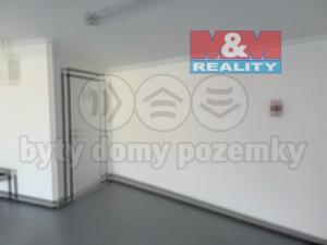 Pronájem garáže, Krupá, 55 m2