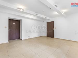 Prodej obchodního prostoru, Ostrava - Slezská Ostrava, Chittussiho, 449 m2