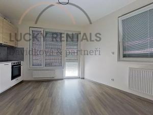 Prodej bytu 1+kk, Praha - Černý Most, Dobrovolného, 31 m2