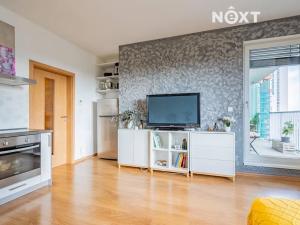 Prodej bytu 1+kk, Praha - Malešice, Počernická, 30 m2