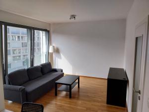 Pronájem bytu 1+kk, Praha - Karlín, Breitfeldova, 38 m2