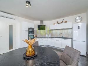 Pronájem bytu 3+kk, Olomouc, Peškova, 88 m2