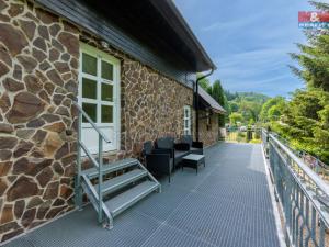 Prodej rodinného domu, Loket - Údolí, 180 m2