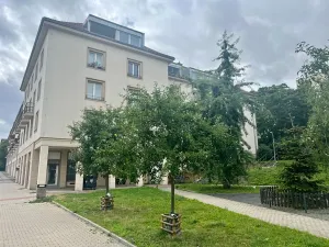 Pronájem bytu 2+1, Praha - Vokovice, Kladenská, 70 m2