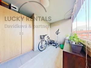 Pronájem bytu 2+kk, Praha - Prosek, Litoměřická, 42 m2