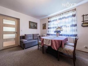 Prodej rodinného domu, Kácov, 320 m2