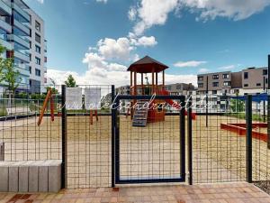 Prodej bytu 3+kk, Praha - Hloubětín, Laponská, 77 m2