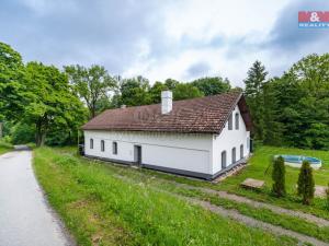 Prodej rodinného domu, Polička - Lezník, 260 m2