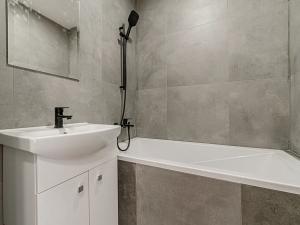 Pronájem bytu 2+1, Ostrava, U Lesa, 52 m2