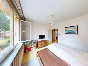 Prodej bytu 3+1, Trutnov, Libušinka, 72 m2
