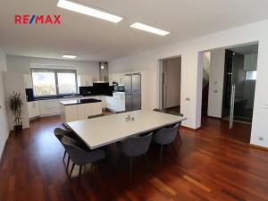 Prodej kanceláře, Tuchoměřice, Ve Zběrušce, 429 m2