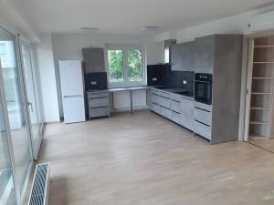 Pronájem bytu 3+kk, Praha - Řepy, Schwarzové, 80 m2