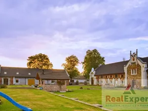 Prodej vícegeneračního domu, Bavorov, 1750 m2