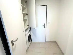 Pronájem bytu 1+kk, Praha, Poděbradská, 31 m2