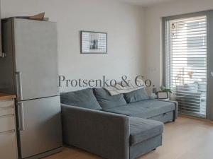 Pronájem bytu 2+kk, Praha - Karlín, Rohanské nábřeží, 60 m2