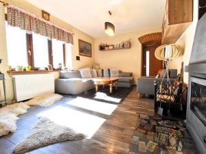 Prodej rodinného domu, Spořice, Luční, 250 m2