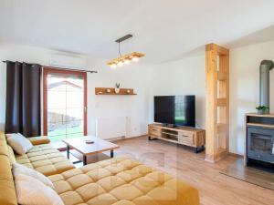 Pronájem rodinného domu, Tuchoměřice, U Špejcharu, 157 m2