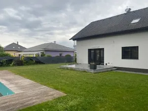 Prodej rodinného domu, Staré Jesenčany, 104 m2