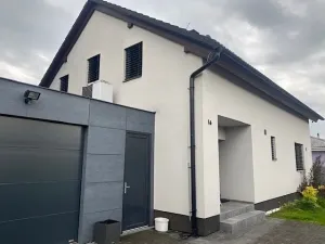 Prodej rodinného domu, Staré Jesenčany, 104 m2