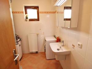 Prodej rodinného domu, Zlatníky-Hodkovice, V Břínkách, 150 m2