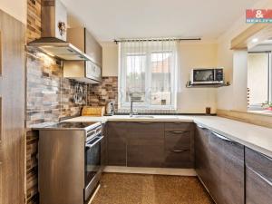 Prodej rodinného domu, Úžice, Školní, 170 m2