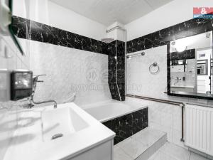 Prodej rodinného domu, Vroutek, Sadová, 152 m2