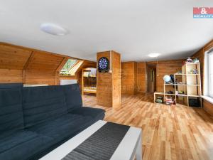 Prodej rodinného domu, Vroutek, Sadová, 152 m2