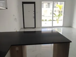 Prodej bytu 1+kk, Trikomo, Kypr, 34 m2