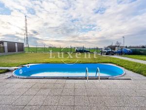 Pronájem rodinného domu, Červený Újezd, U Zvonice, 160 m2