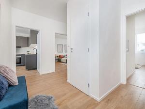 Prodej bytu 3+kk, Praha - Kamýk, Olbramovická, 68 m2